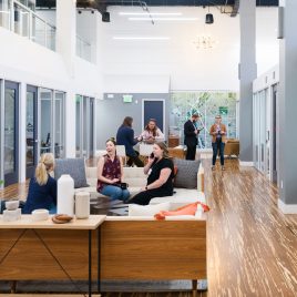 bsuiness lounge and coworking space in denver