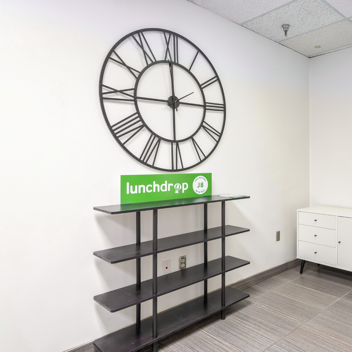 lunch_delivery_office_space